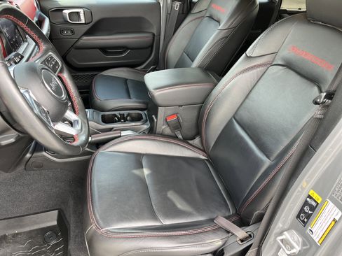 Used 2021 Jeep Wrangler Unlimited Rubicon image 15