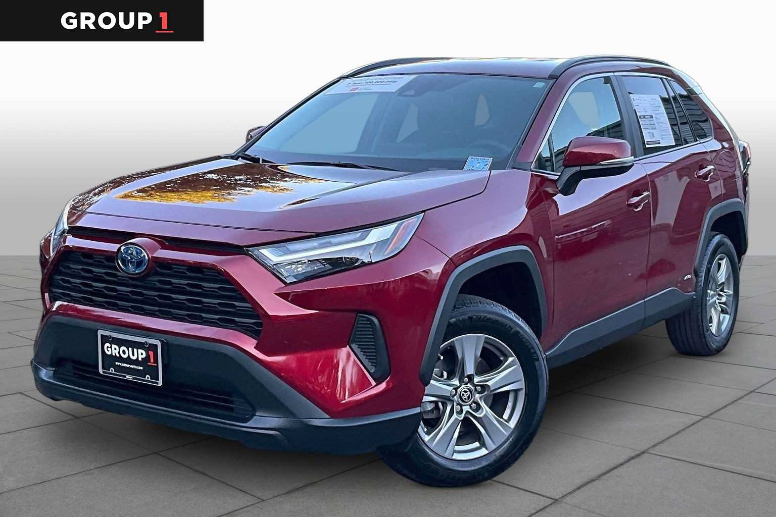 Certified 2024 Toyota RAV4 LE AWD/4WD image 1