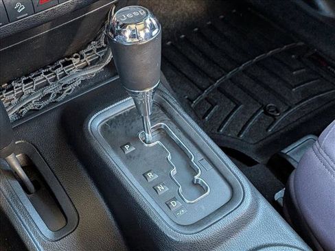 Used 2013 Jeep Wrangler Sport image 12