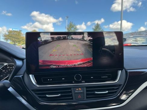 Certified 2024 Nissan Altima 2.5 SR w/ SR Premium Package AWD/4WD image 22