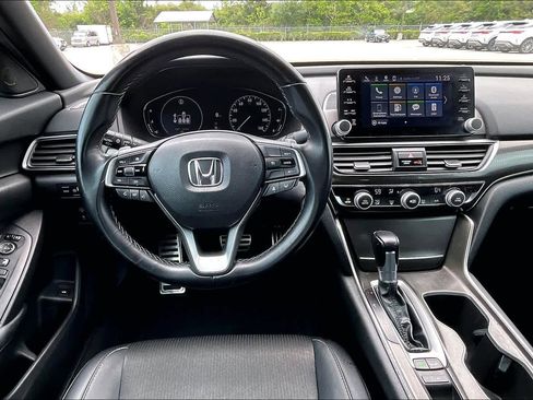 Used 2021 Honda Accord Sport image 6
