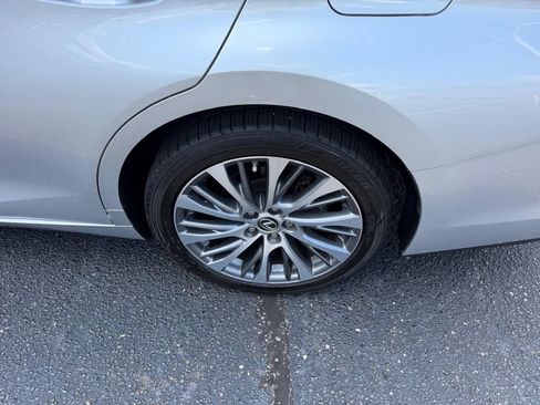 Used 2019 Lexus ES 350 w/ Premium Package FWD image 8