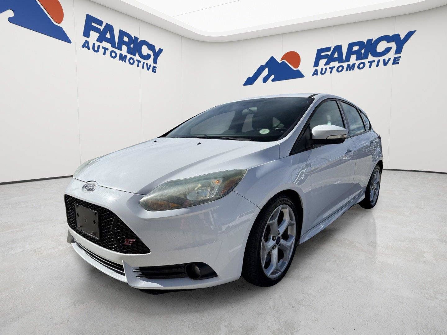 Used 2014 Ford Focus ST FWD image 1