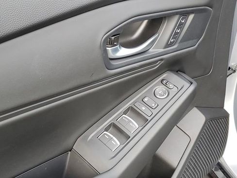 New 2025 Honda Accord EX-L image 10