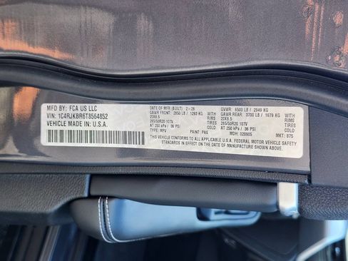 Used 2026 Jeep Grand Cherokee L Limited w/ Limited Altitude Package AWD/4WD image 38
