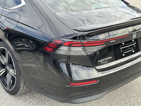 Used 2024 Honda Accord Sport image 10