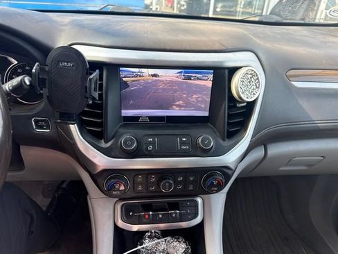 Used 2020 GMC Acadia SLE FWD image 14