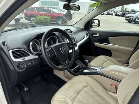 Used 2015 Dodge Journey SXT w/ Flexible Seating Group FWD image 10
