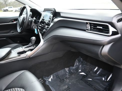 Used 2023 Toyota Camry SE image 22