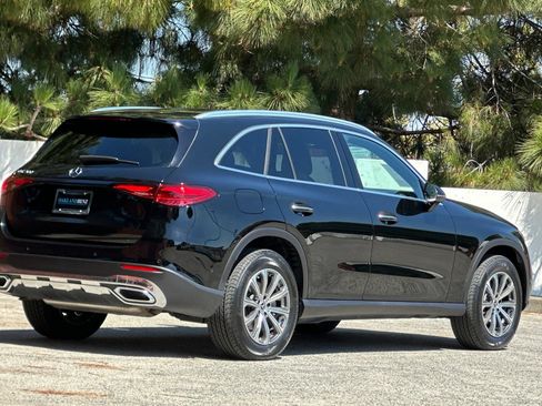 Used 2024 Mercedes-Benz GLC 300 image 5