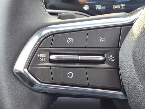 New 2026 Chevrolet Equinox LT w/ Convenience Package II image 17