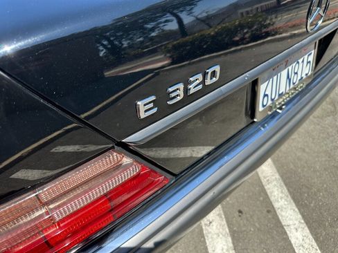 Used 1995 Mercedes-Benz E 320 Convertible image 56