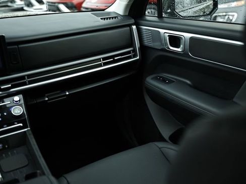 Certified 2025 Hyundai Santa Fe SEL image 27