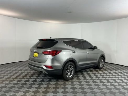 Used 2018 Hyundai Santa Fe Sport image 5