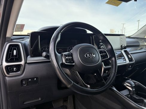 Used 2021 Kia Sorento S w/ Panoramic Sunroof Package image 11