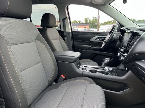 Used 2021 Chevrolet Traverse LT AWD/4WD image 26