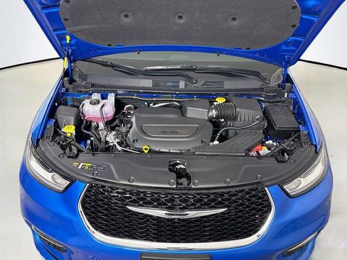 New 2026 Chrysler Pacifica Select image 27