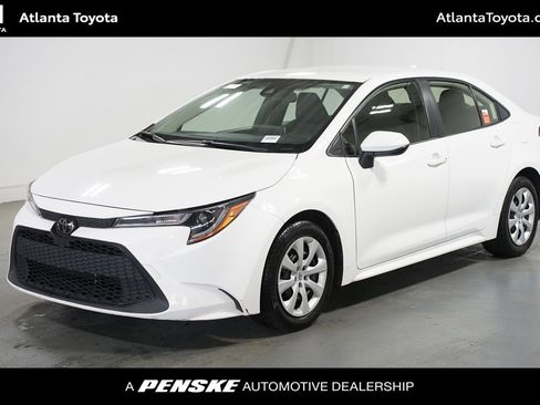 Used 2020 Toyota Corolla LE image 1