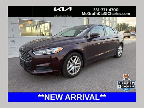 Used 2013 Ford Fusion SE FWD image 1