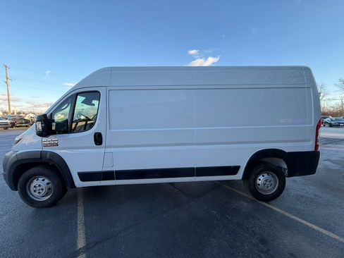 Used 2022 RAM ProMaster 2500 image 6