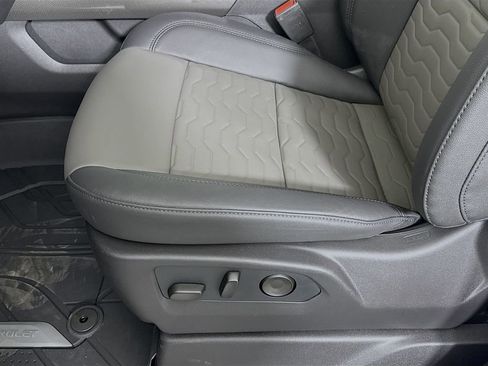 New 2026 Chevrolet Silverado 1500 ZR2 w/ LPO, Dark Essentials Package image 20