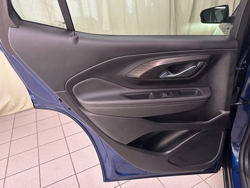 Certified 2022 GMC Terrain SLE w/ Driver Convenience Package image 34