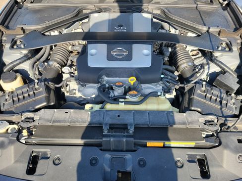 Used 2018 Nissan 370Z Touring Sport image 30