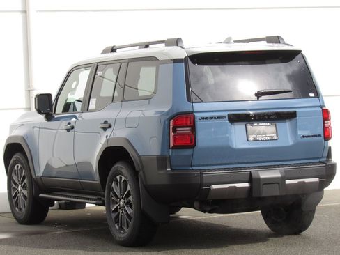 New 2026 Toyota Land Cruiser image 5