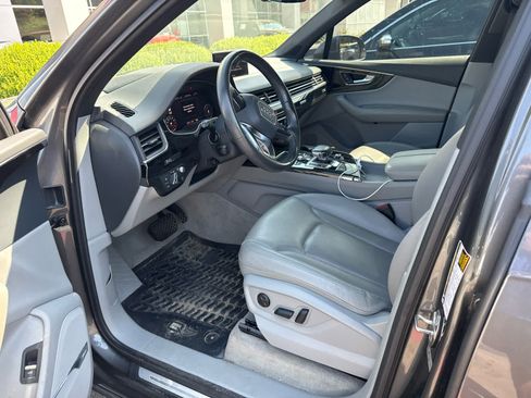 Used 2018 Audi Q7 3.0T Prestige AWD/4WD image 8