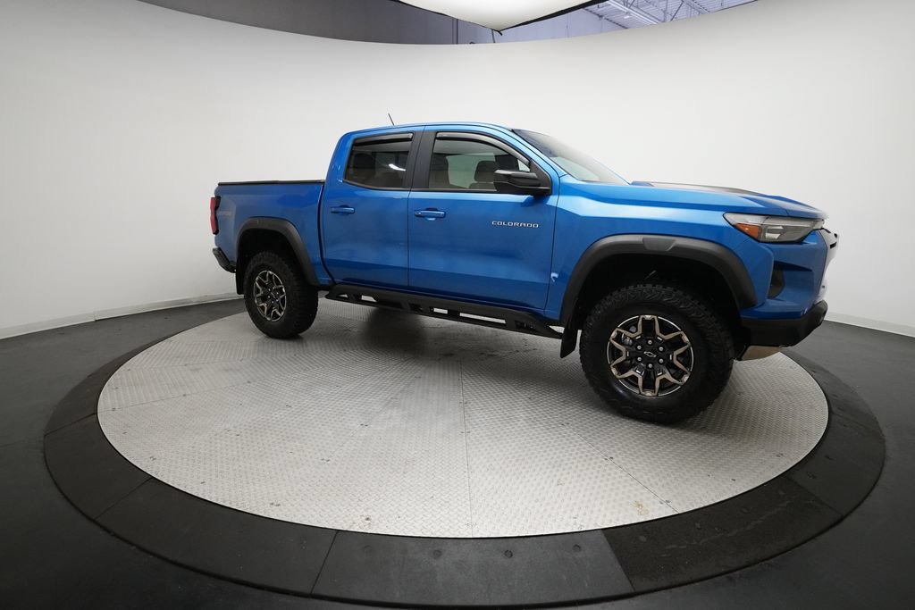 Used 2024 Chevrolet Colorado ZR2 AWD/4WD image 36