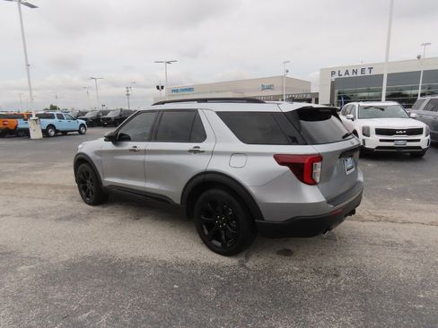 Used 2023 Ford Explorer ST-Line w/ Class IV Trailer Tow Package RWD image 17