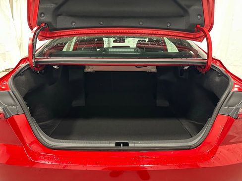 Used 2025 Toyota Camry SE image 48