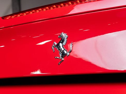 Used 2018 Ferrari 488 GTB RWD image 57