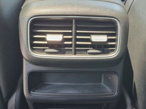 Used 2024 Mercedes-Benz GLE 350 4MATIC image 18