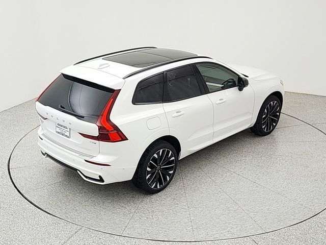 New 2026 Volvo XC60 T8 Ultra w/ Protection Package Premier AWD/4WD image 34