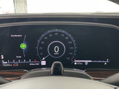 Used 2022 Cadillac Escalade ESV Premium Luxury image 37