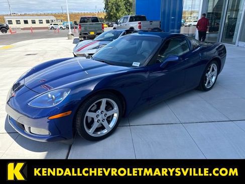 Used 2005 Chevrolet Corvette Coupe w/ Preferred Equipment Group RWD image 1