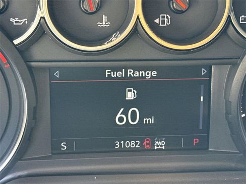 Used 2024 Chevrolet Suburban LS image 11