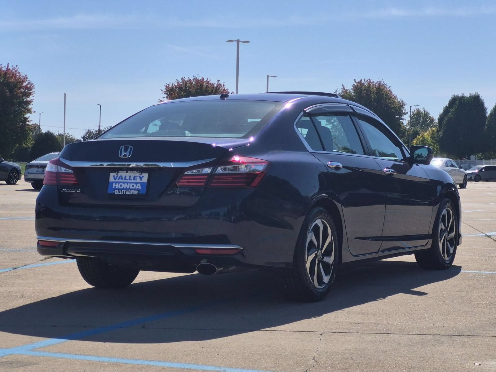 Used 2016 Honda Accord EX-L image 7