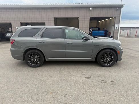 Used 2021 Dodge Durango R/T w/ Technology Group AWD/4WD image 6