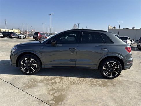 Certified 2025 Audi Q3 2.0T Premium Plus w/ Premium Plus Package image 4