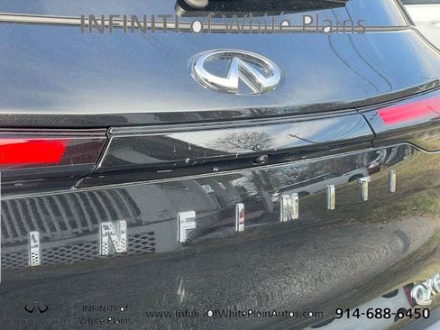 Certified 2025 INFINITI QX60 Luxe w/ Vision Package AWD/4WD image 35