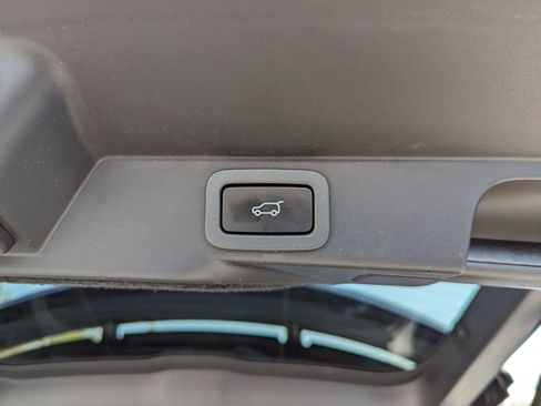 Used 2019 Land Rover Range Rover Sport Supercharged image 46