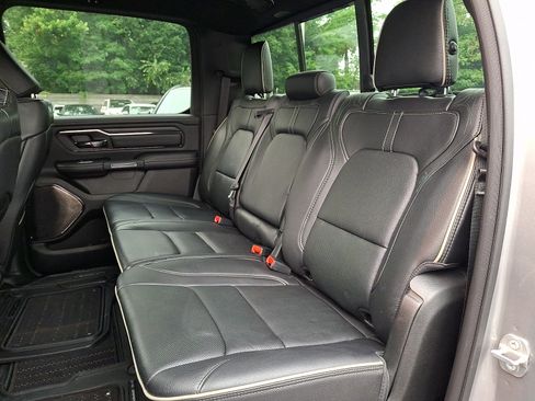 Used 2022 RAM 1500 Limited AWD/4WD image 9
