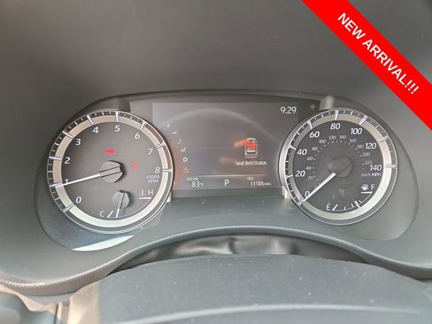 Used 2023 Toyota Highlander L FWD image 18