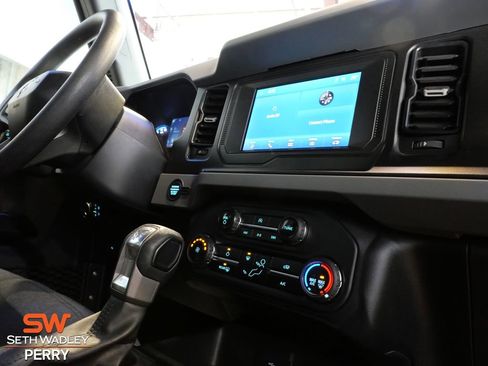 Used 2023 Ford Bronco Base image 13