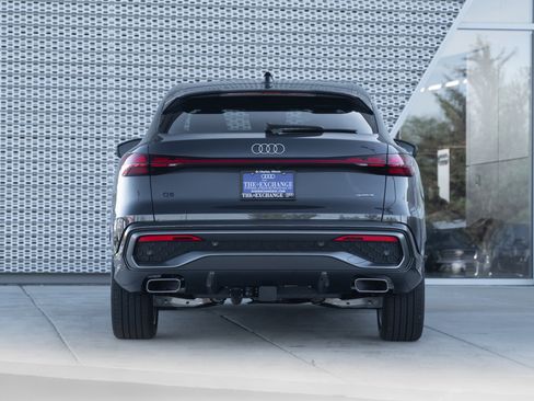New 2025 Audi Q5 Prestige image 28