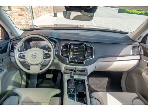 Used 2022 Volvo XC90 T6 Inscription w/ Advanced Package image 13