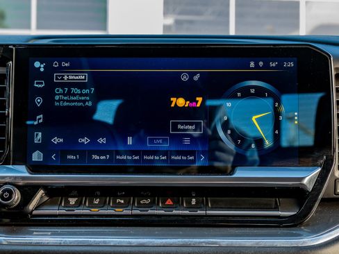 Used 2024 Chevrolet Silverado 3500 High Country w/ Technology Package image 24