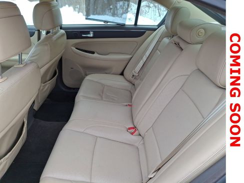 Used 2010 Hyundai Genesis 4.6 w/ Technology Pkg 5 image 7
